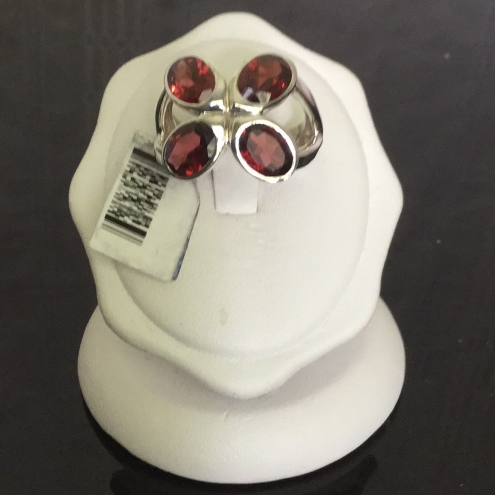 Vtg.925SterlingSilver6.12ctwOvalGarnet Ring.Sz8.25 - Picture 6 of 8